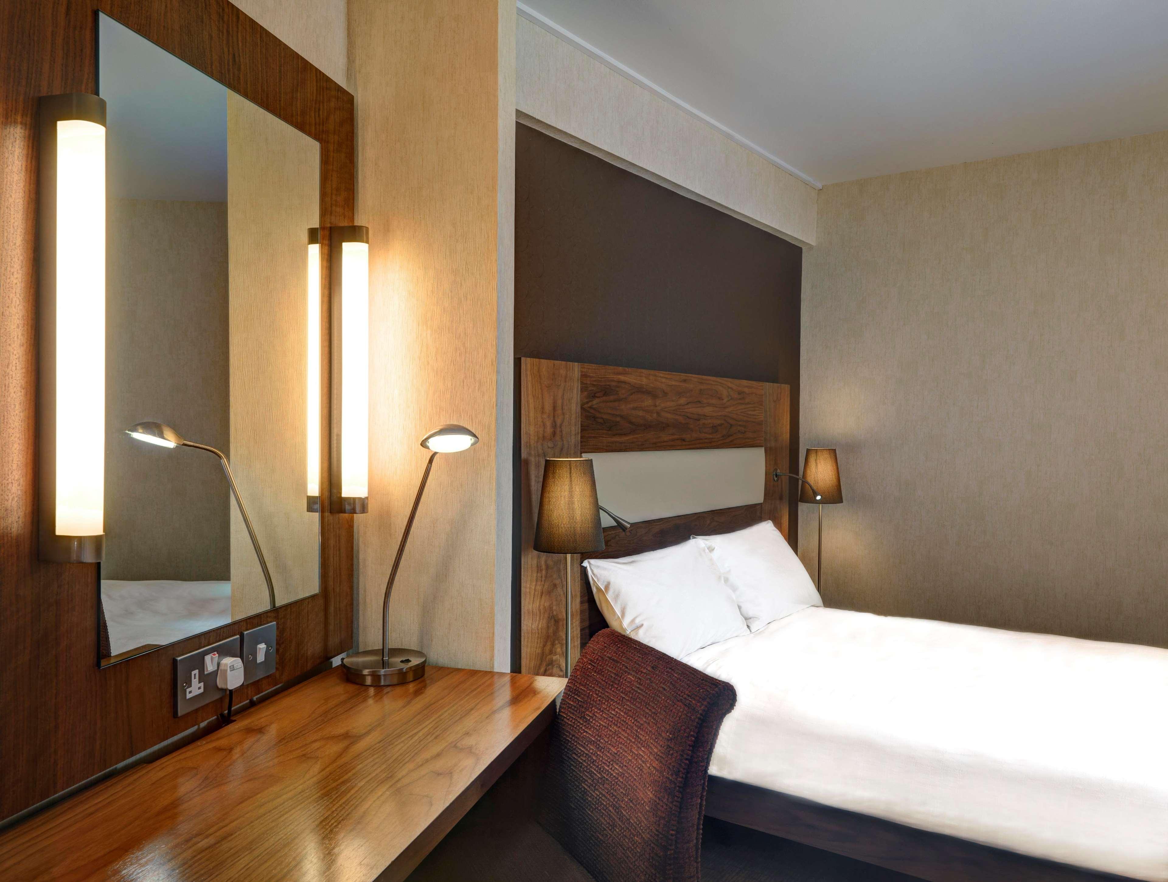 Doubletree By Hilton Aberdeen Treetops Eksteriør billede